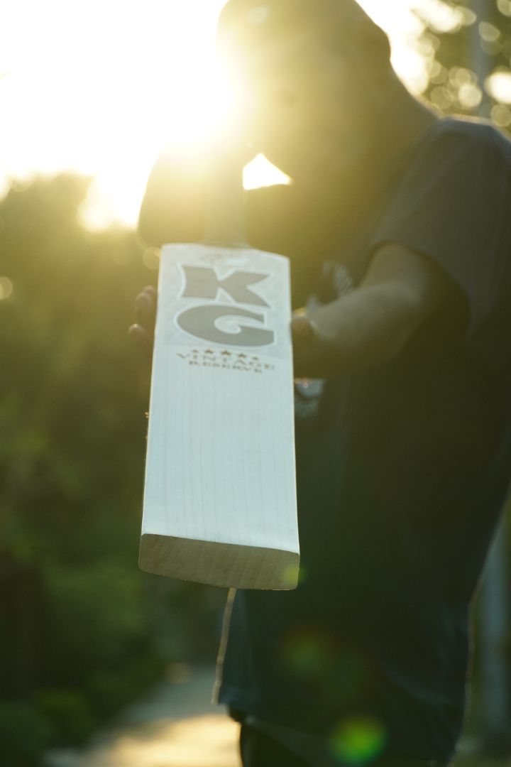 KG Vintage Reserve Cricket Bat