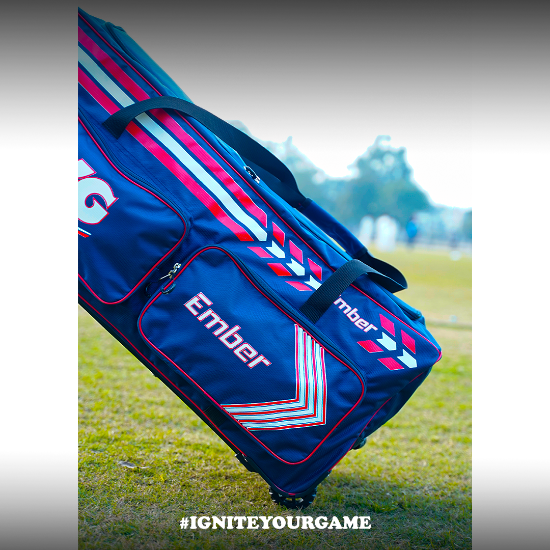 KG Ember Kit Bag (Wheelie Team Bag)